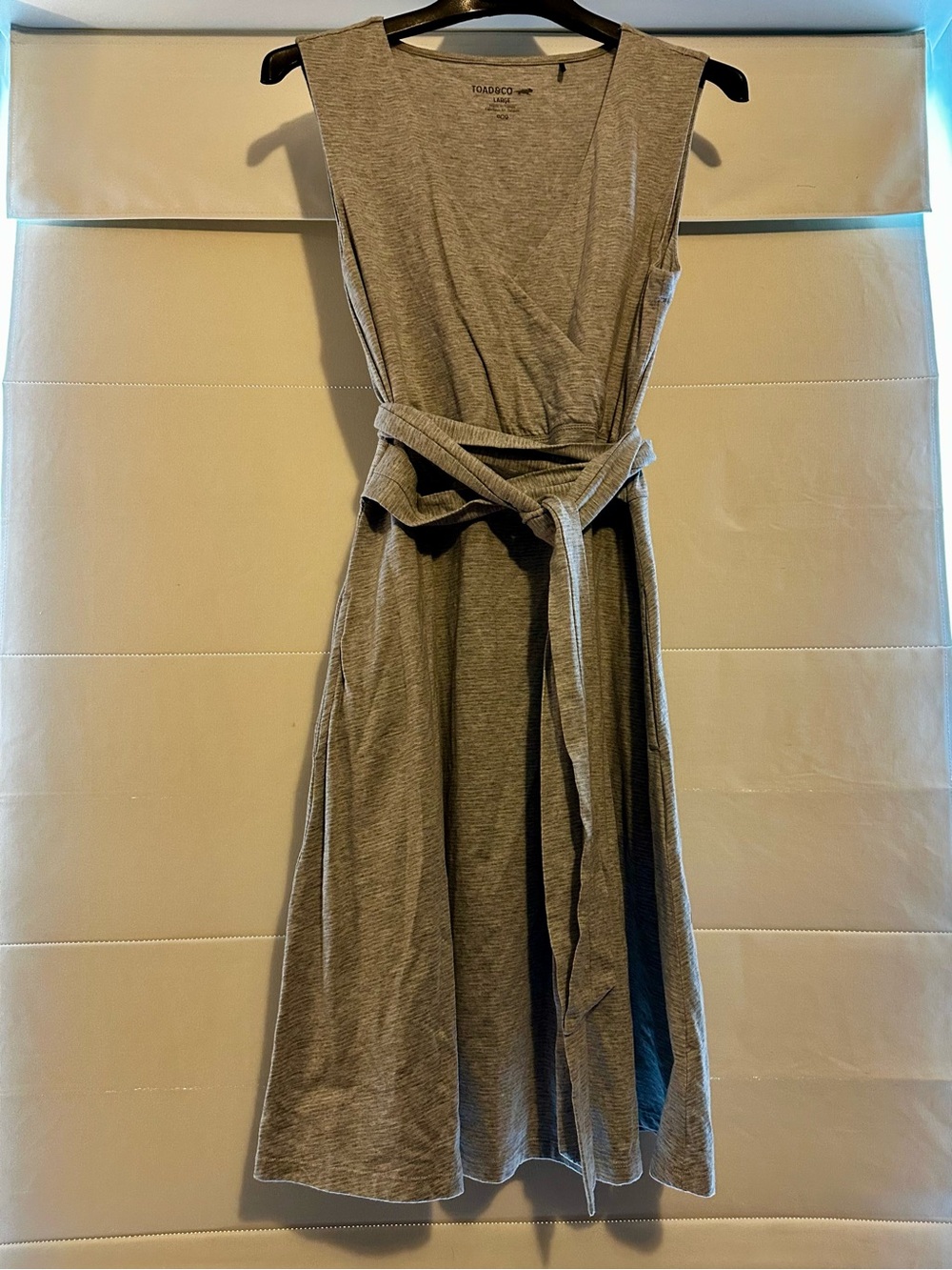 Toad&Co Sleeveless Wrap Midi Dress in Heather Gray